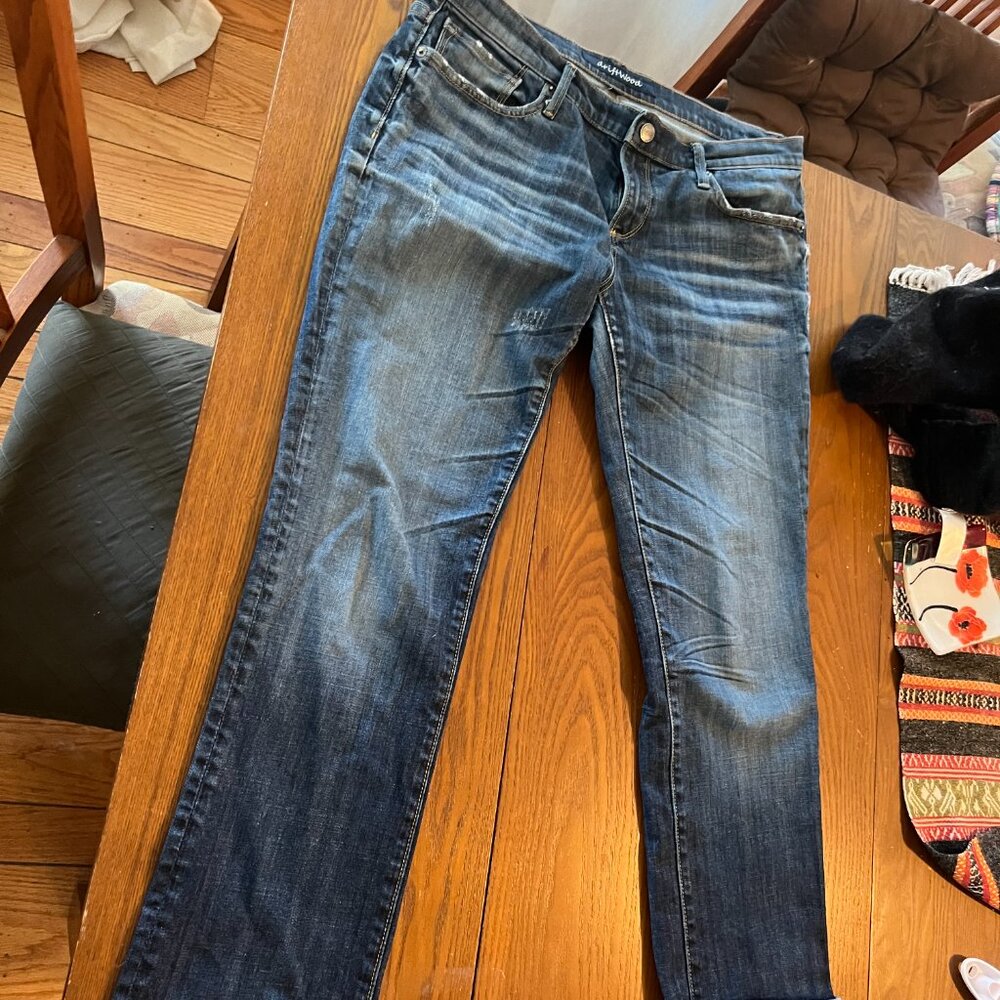 Driftwood Straight Leg Audrey Jeans 32 (Distressed Style)